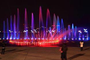 秋水广场喷泉视频,璀璨光影下的水舞盛宴